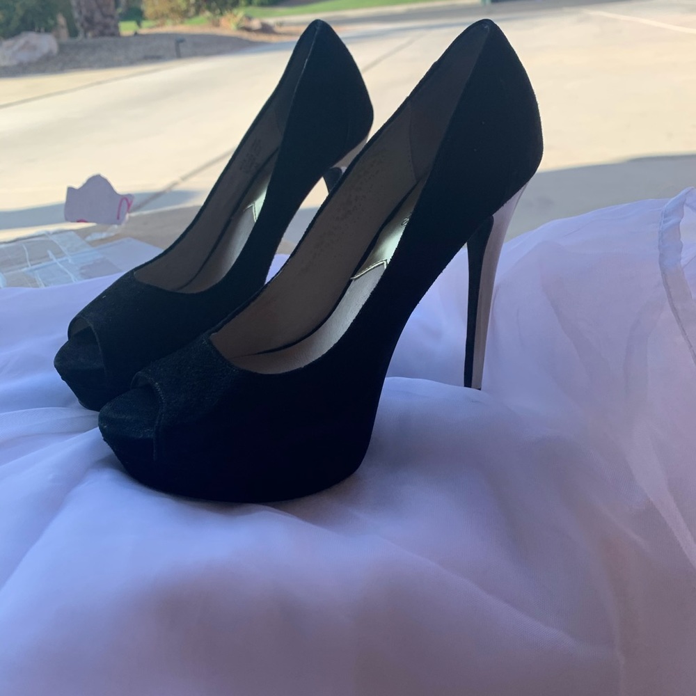 Michael kors suede heels